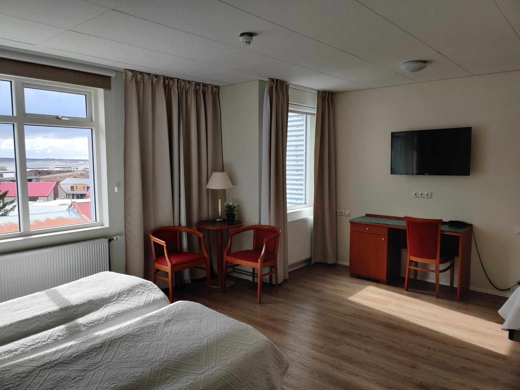 Hotel ボルガルネース エクステリア 写真