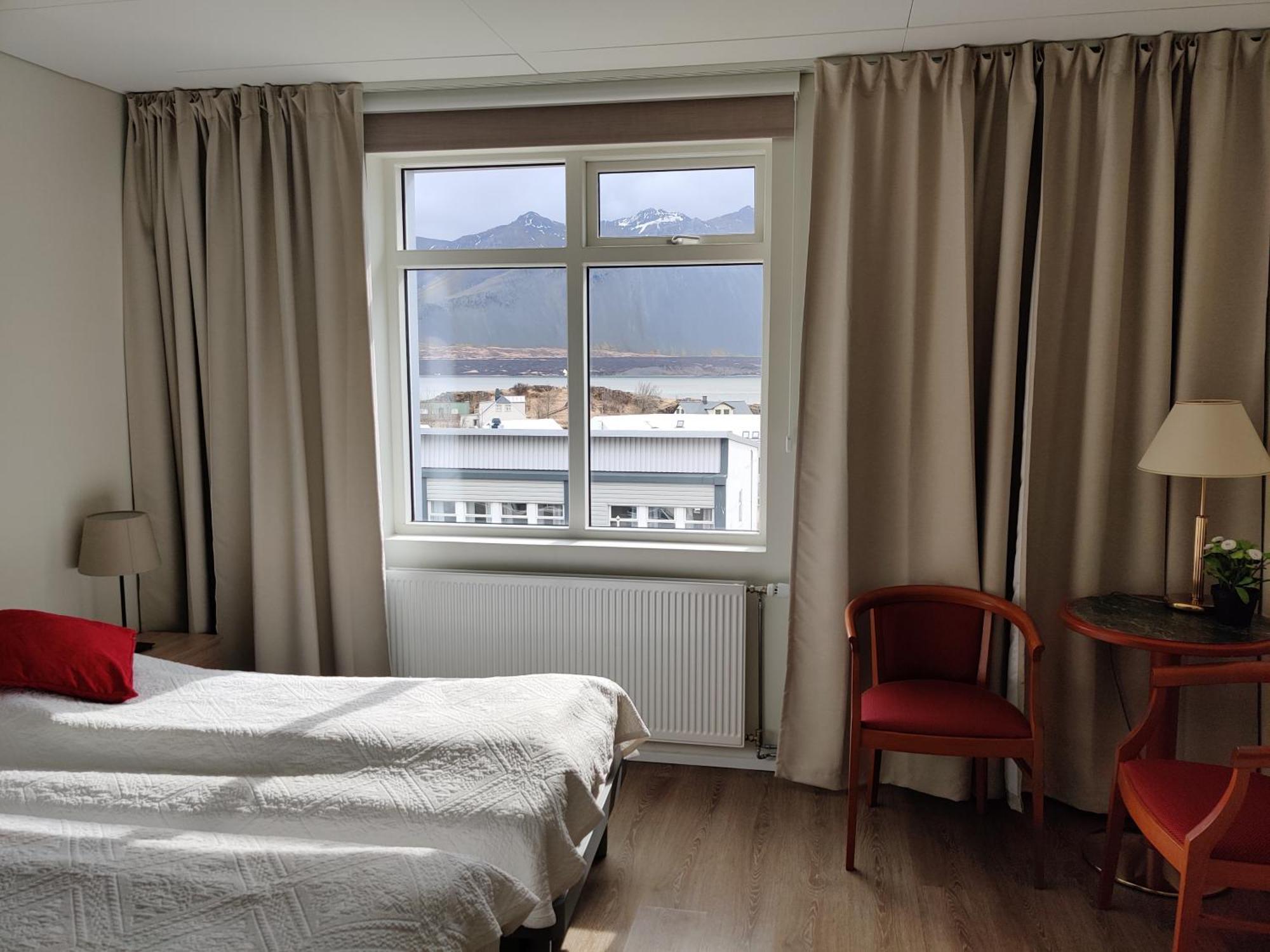 Hotel ボルガルネース エクステリア 写真