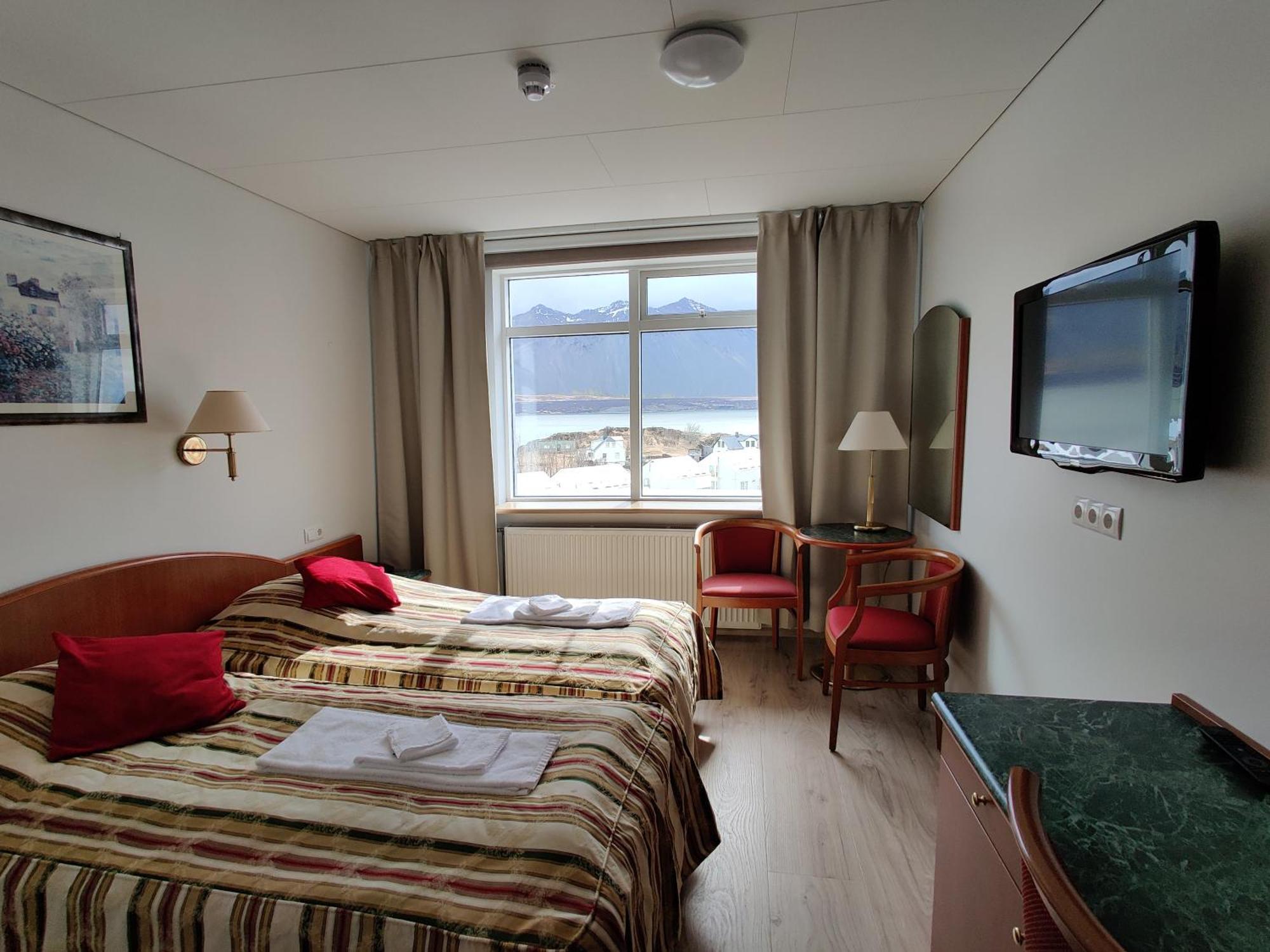 Hotel ボルガルネース エクステリア 写真